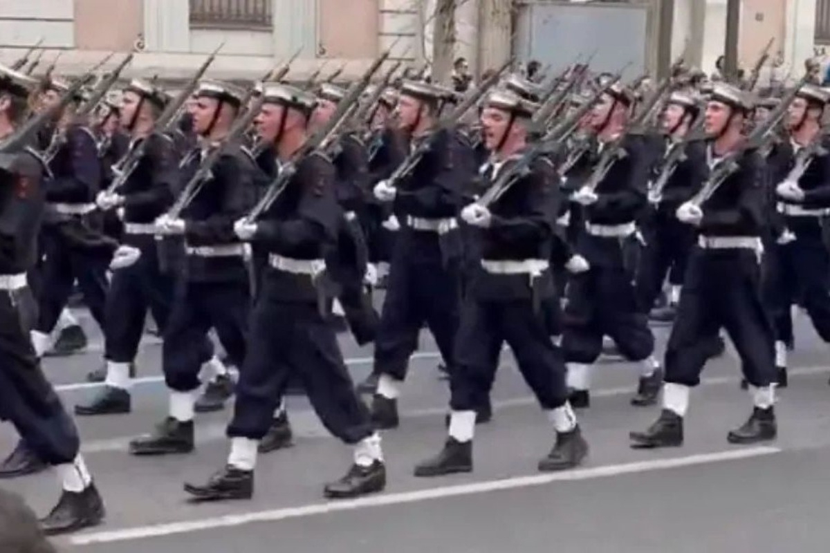 Αυτές είναι οι ποινές των σπουδαστών της ΣΜΥΝ που φώναξαν συνθήματα κατά της Τουρκίας στην παρέλαση