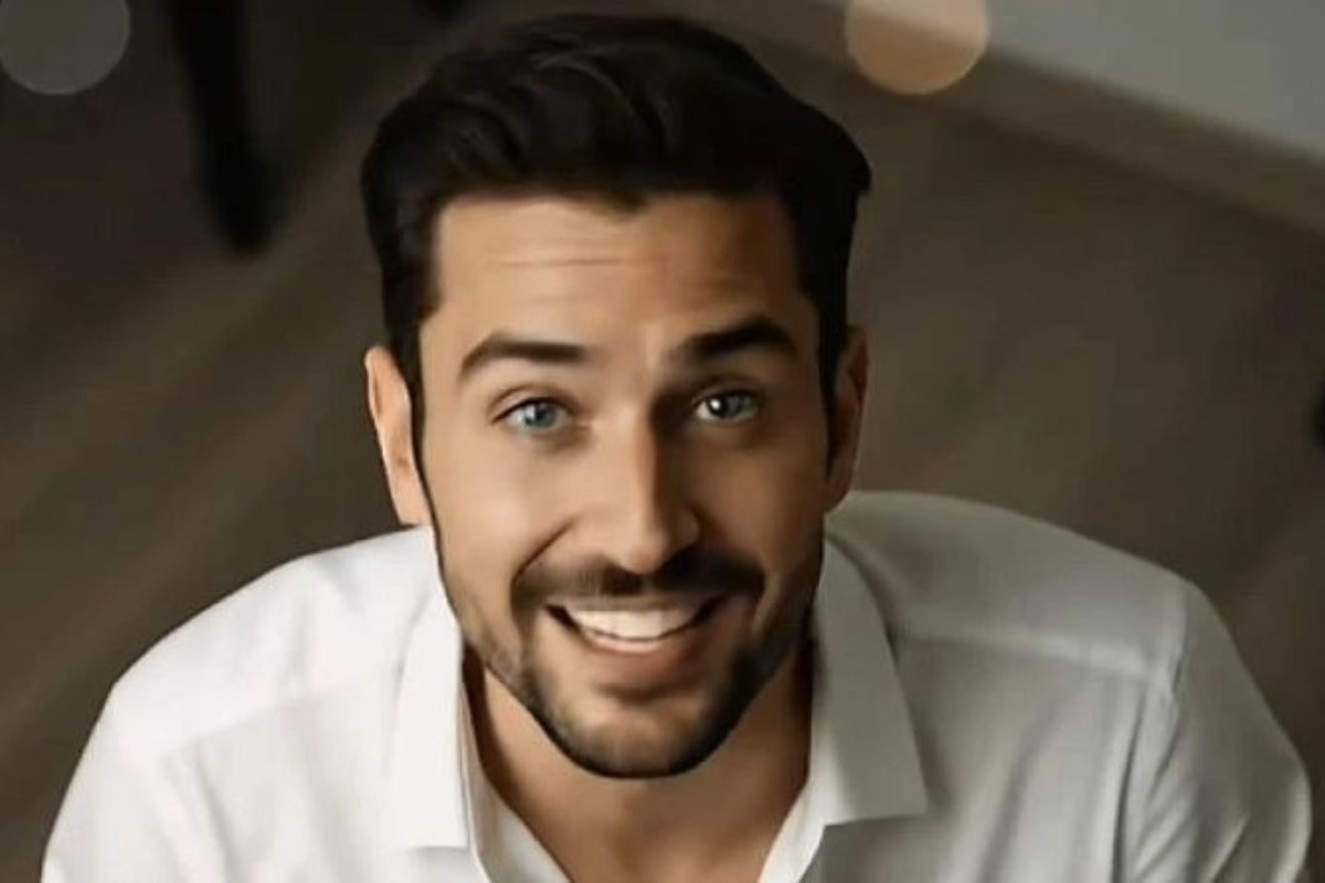 Αχιλλέας Δελφός: Αυτός είναι ο πρώτος Έλληνας AI τραγουδιστής ‑ Πότε κυκλοφορεί το τραγούδι του