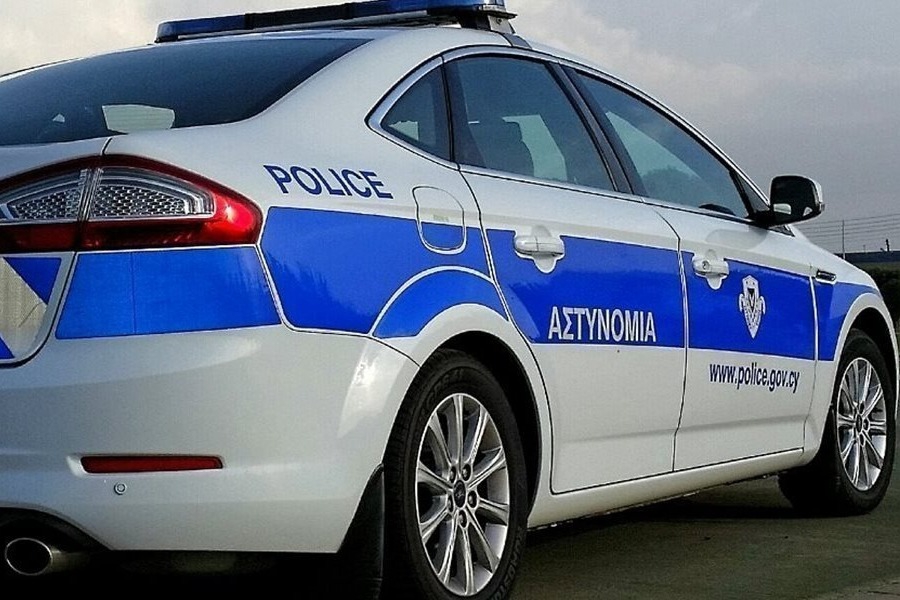 Τρίκαλα: «Θα τα πω όλα στον εισαγγελέα», είπε ο μητροκτόνος ‑ Στο πλευρό του ο πατέρας του