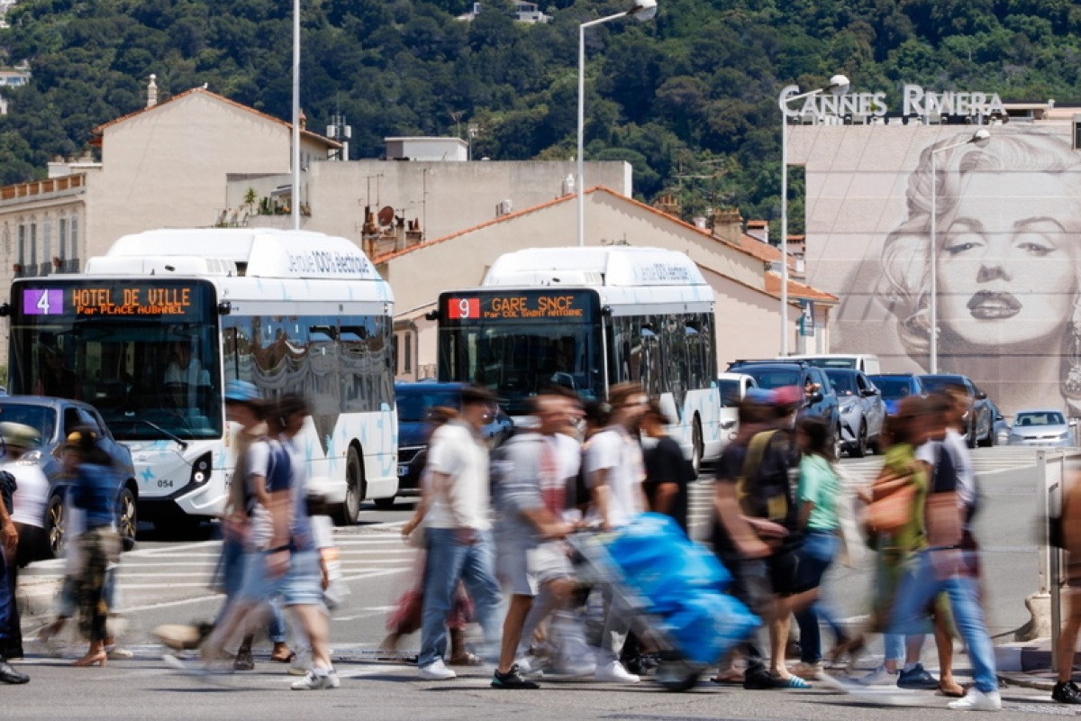 Γαλλία: Σαμποτάζ η διακοπή της ηλεκτροδότησης στην πόλη των Καννών