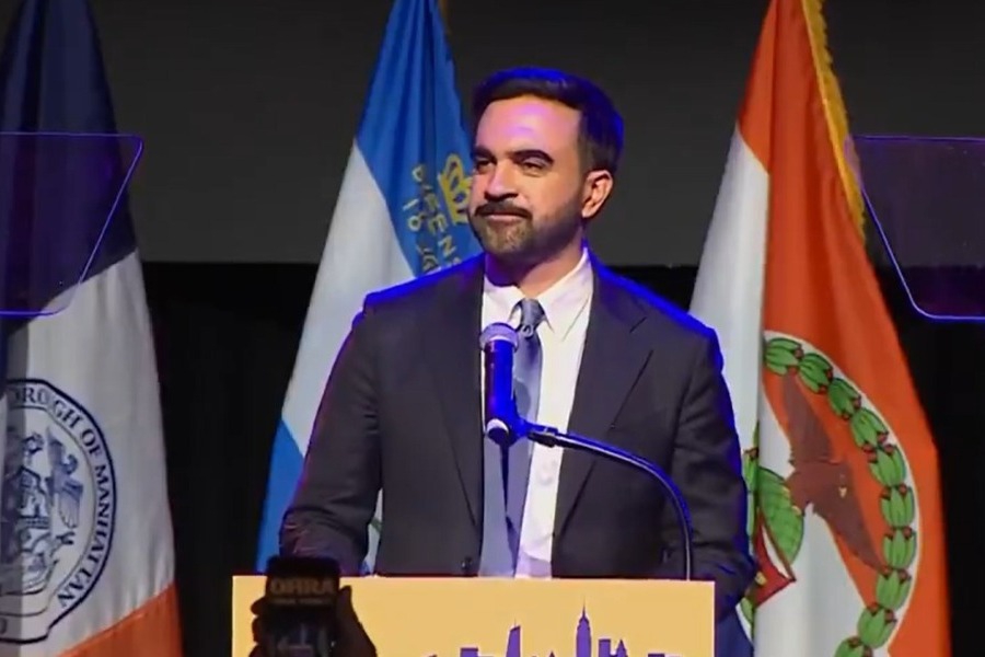 «Η ελπίδα νίκησε την τυραννία» είπε μετά τη νίκη του o Μαμντάνι