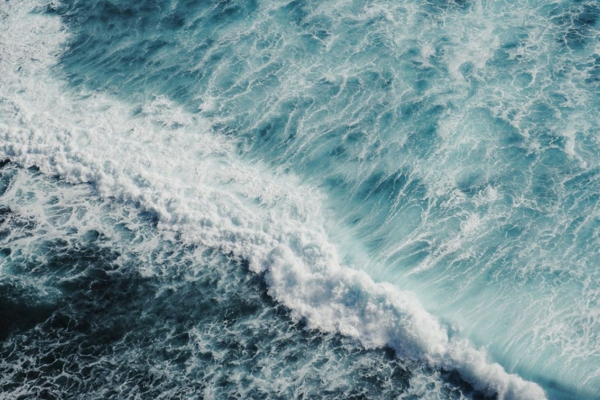 Το μυστήριο των «Milky Sea»: Ένα φαινόμενο που κάνει τους ωκεανούς να φωσφορίζουν