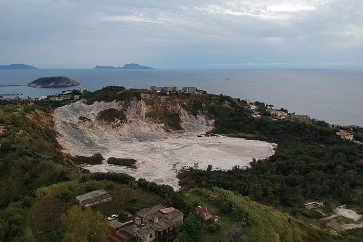 Παγκόσμιος συναγερμός: Ξύπνησε ένα από τα μεγαλύτερα ηφαίστεια ‑ «Θα βυθίσει τον πλανήτη στο χάος»