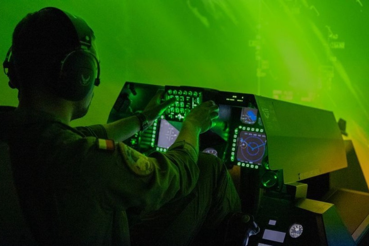 Εντυπωσιακές εικόνες από τη μεγάλη άσκηση «Ηνίοχος 2025»