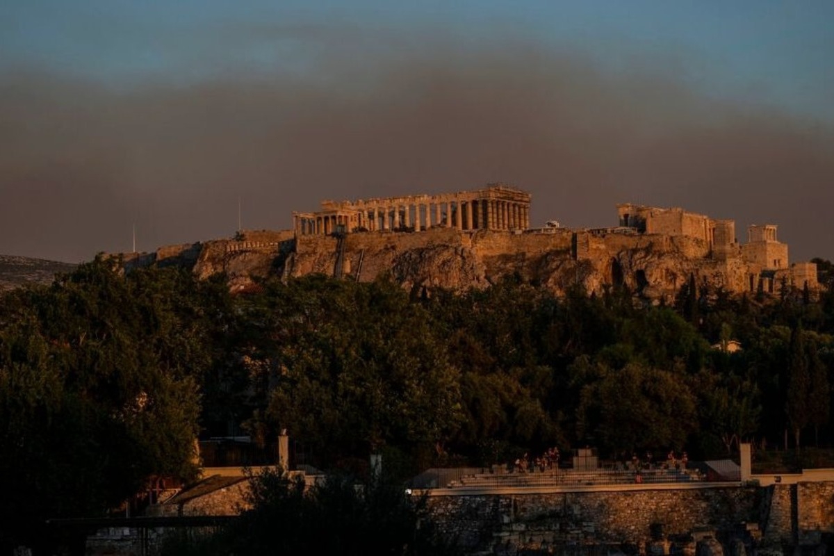 Σοβαρή κλιματική απειλή για την Αθήνα: Ευάλωτη σε πλημμύρες, φωτιές και ακραία καιρικά φαινόμενα