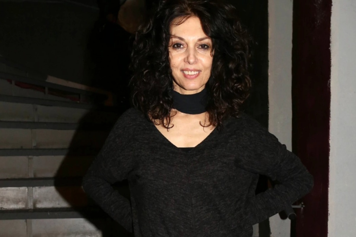 Δήμητρα Παπαδήμα: «Θυμάμαι τον πατέρα μου να με σημαδεύει με την καραμπίνα ...»