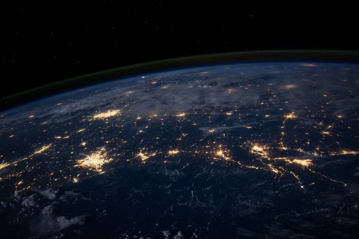 Είναι επίσημο: Ο μαγνητικός Βόρειος Πόλος άλλαξε θέση ‑ Τι θα συμβεί στον πλανήτη