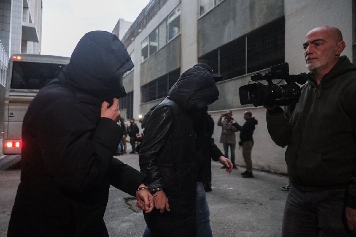 ΟΠΕΚΕΠΕ: Ελεύθεροι δύο κατηγορούμενοι ‑ Απολογούνται οι πρώτοι επτά στον Ευρωπαίο ανακριτή