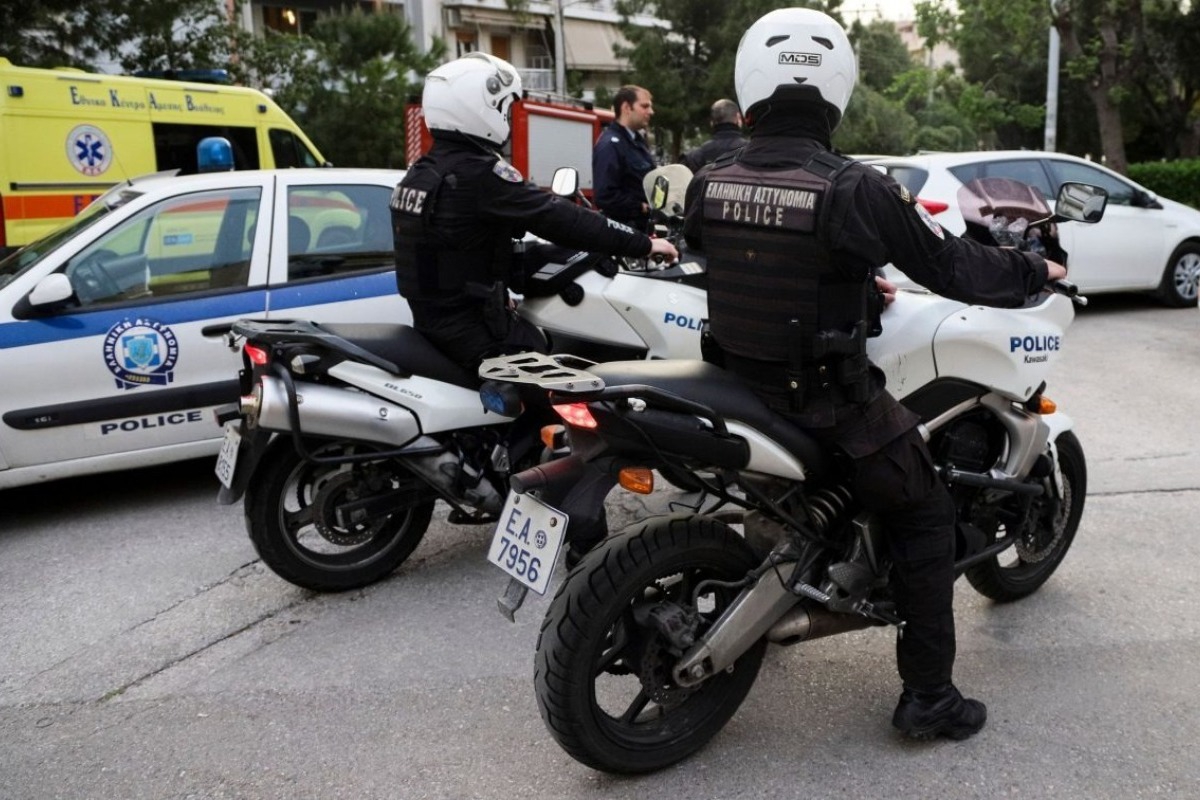 Τέλος το θρίλερ με τον ταμπουρωμένο νοσηλευτή στο σπίτι του ψυχιάτρου στο Περιστέρι