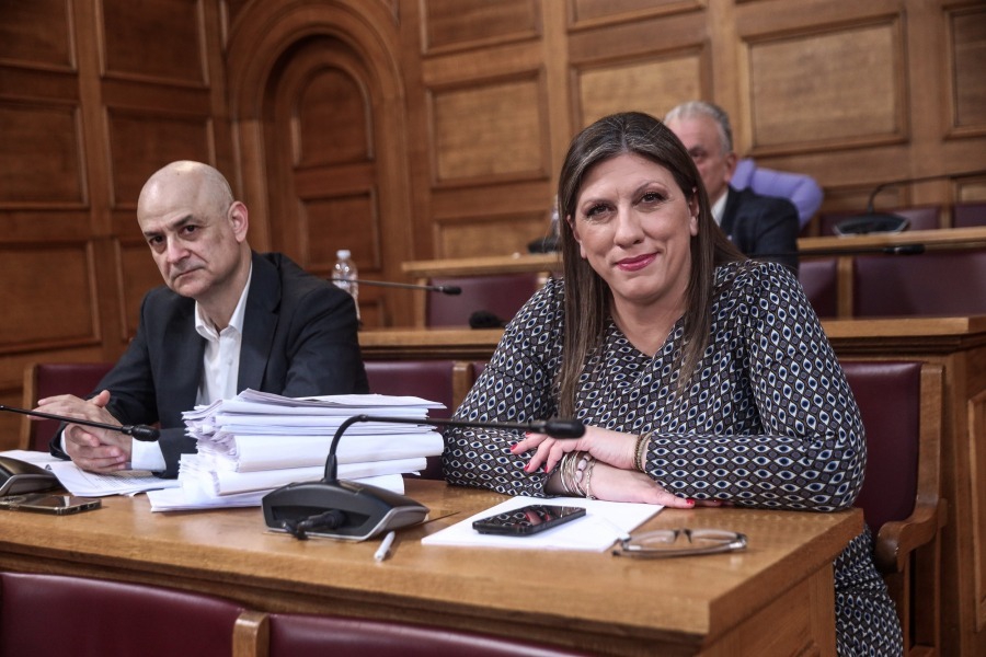 Κωνσταντοπούλου σε Λαζαρίδη: Τι είπες θρασύδειλε για τον πατέρα μου; ‑ Το βίντεο στο TikTok από την εξεταστική