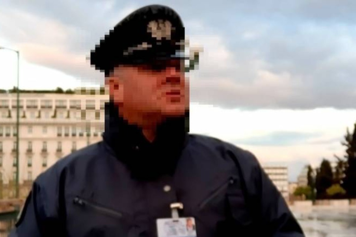 Αστυνομικός της Βουλής: «Δεν έχει βιάσει τα παιδιά του, θα τα ζητήσει πίσω όταν δικαιωθεί» λέει ο δικηγόρος του