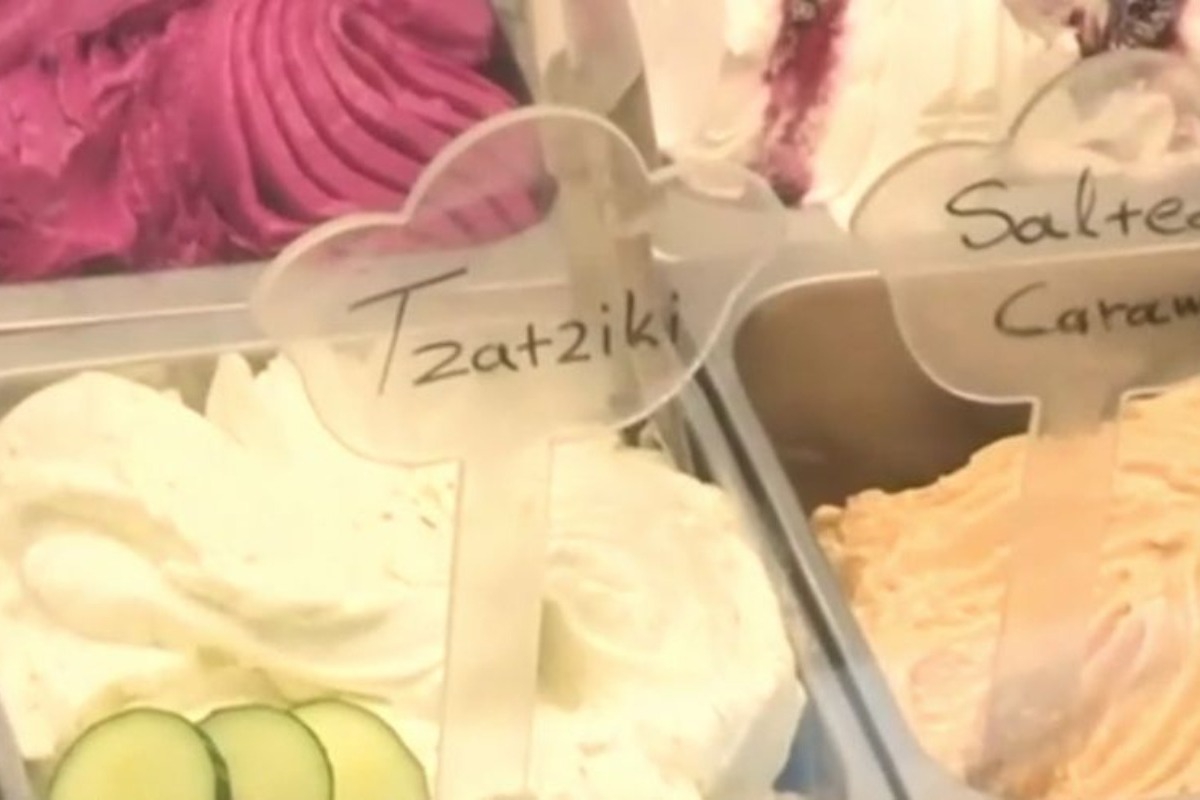 Πρωτοπορεί η Θεσσαλονίκη ‑ Σερβίρουν παγωτό με γεύση... τζατζίκι