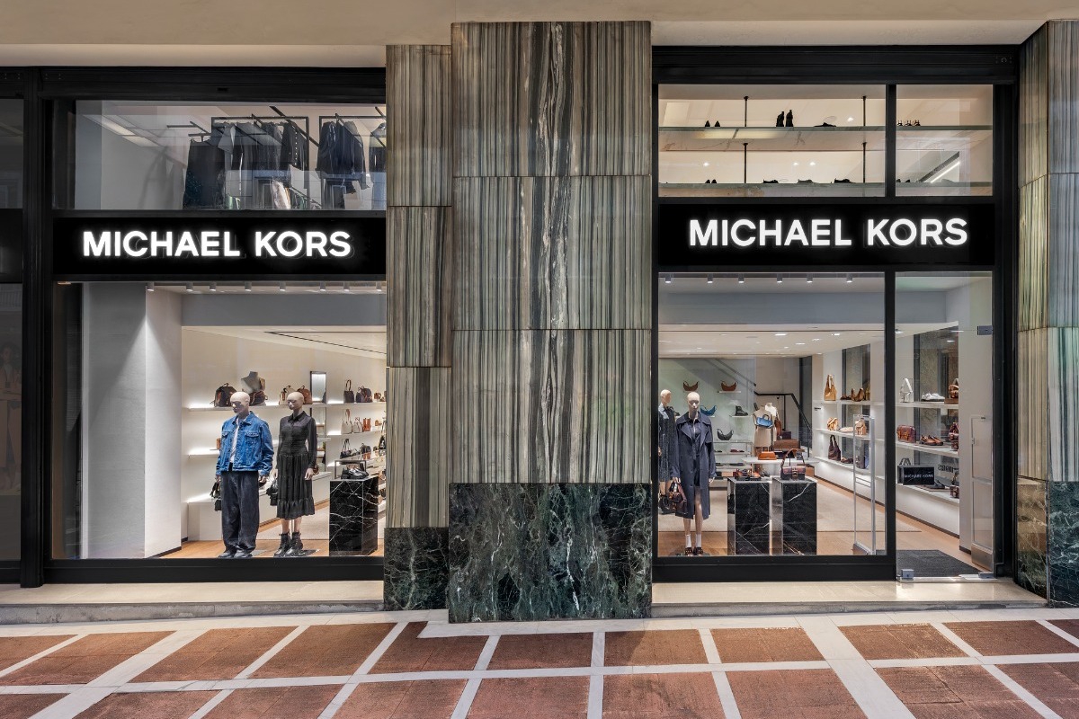 Ο Όμιλος Φάις εγκαινίασε το νέο κατάστημα Michael Kors στο κέντρο της Αθήνας