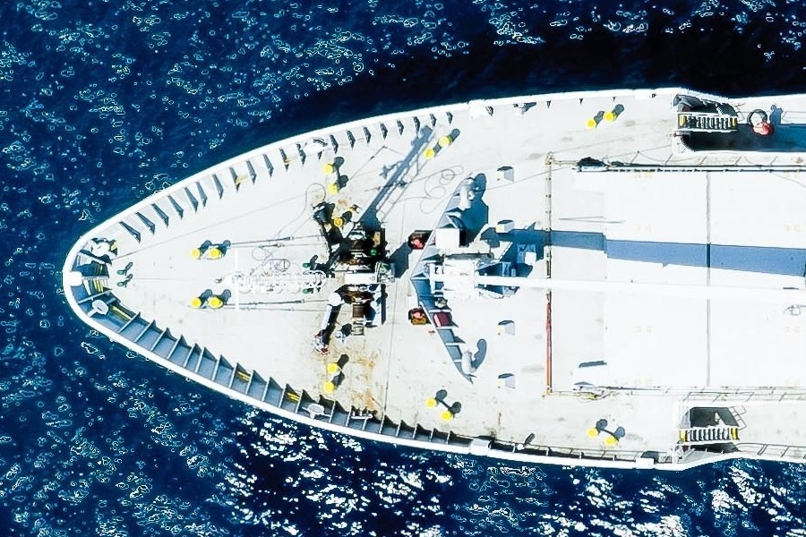 Οι Χούθι ανέλαβαν την ευθύνη της χθεσινής επίθεσης κατά ελληνόκτητου εμπορικού πλοίου στην Ερυθρά Θάλασσα