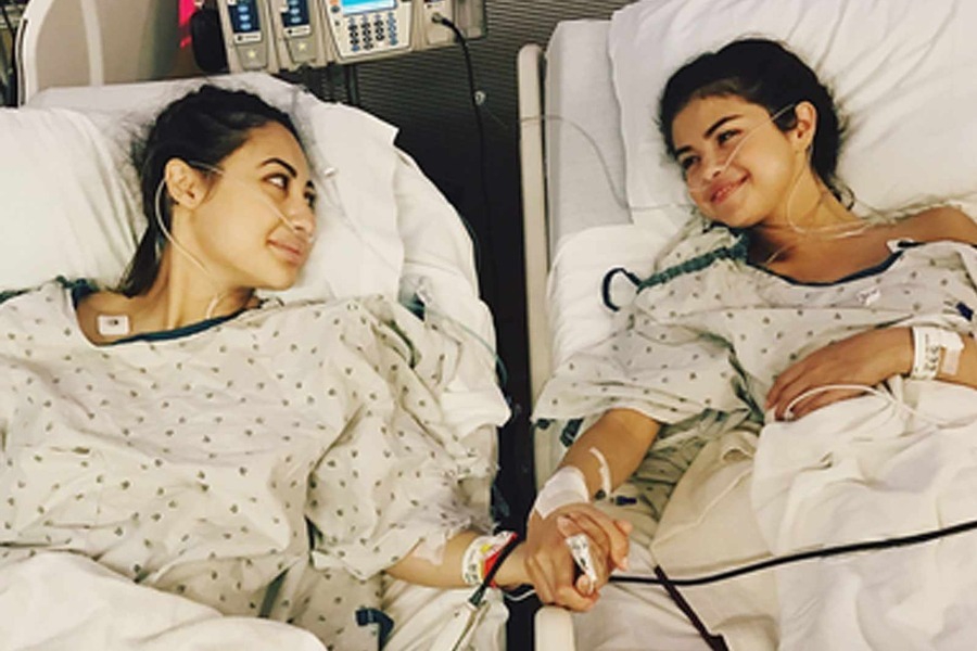 Γιατί η Selena Gomez δεν κάλεσε στον γάμο της τη φίλη που της έσωσε τη ζωή;