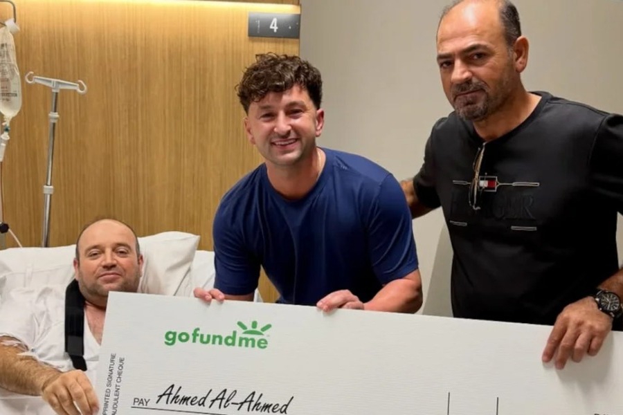 Έδωσαν επιταγή 2,5 εκατ. δολαρίων στον ήρωα του μακελειού της Αυστραλίας ‑ «Το αξίζω;» ρώτησε