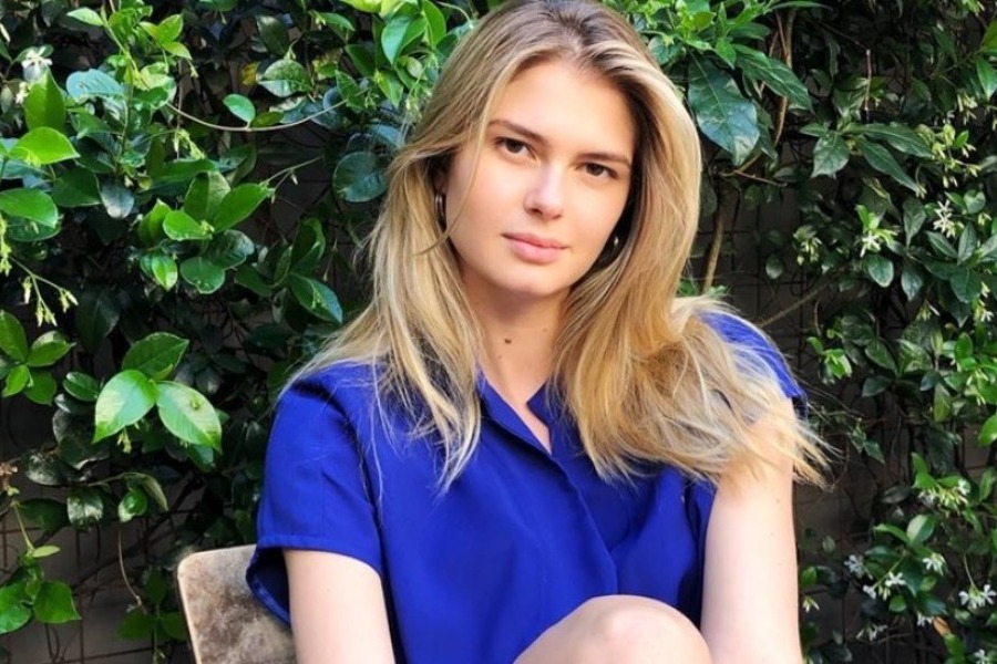 Η Αμαλία Κωστοπούλου ανάρτησε φωτογραφία με τον πατέρα και τον αρραβωνιαστικό της σε σκάφος