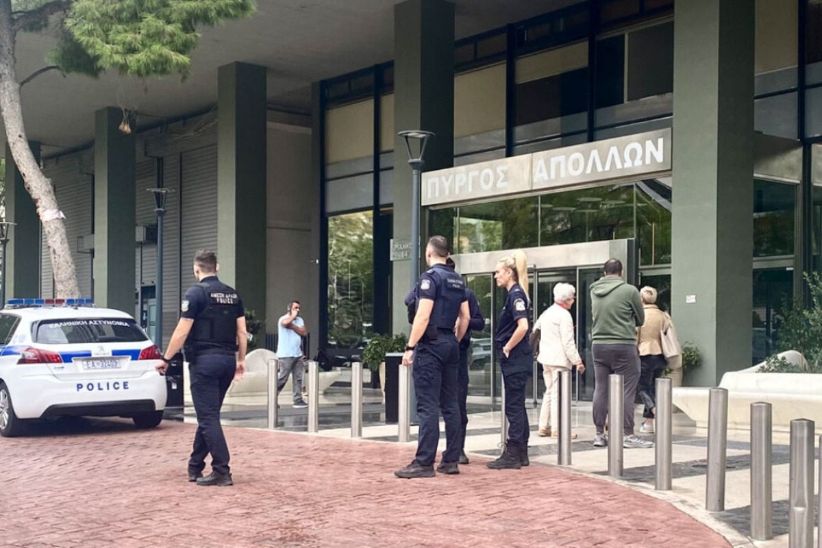 Οι κινήσεις του 44χρονου πριν τη βουτιά θανάτου από τον Πύργο Απόλλων ‑ Περίμενε το δεύτερο παιδί του