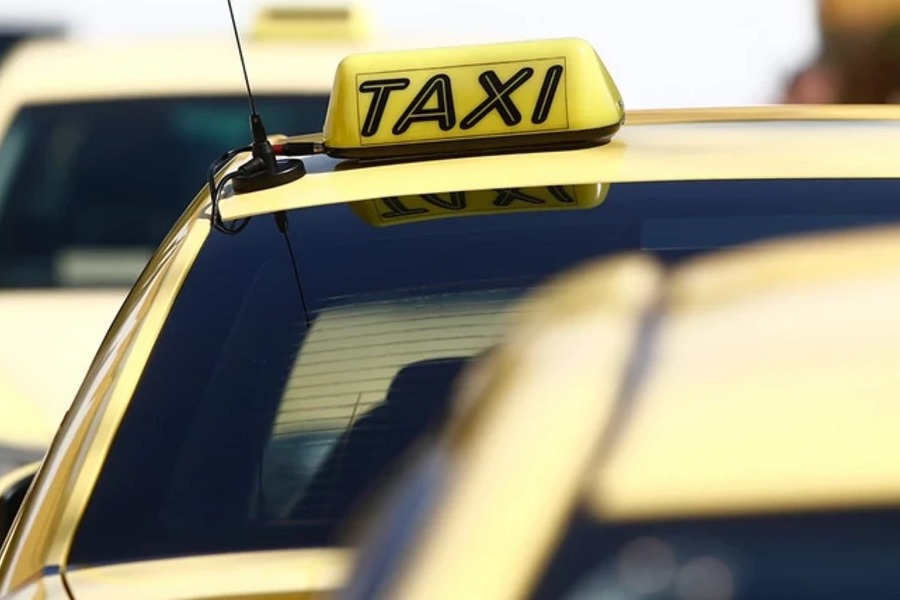 Ταξί: 48ωρη απεργία από το πρωί της Τετάρτης