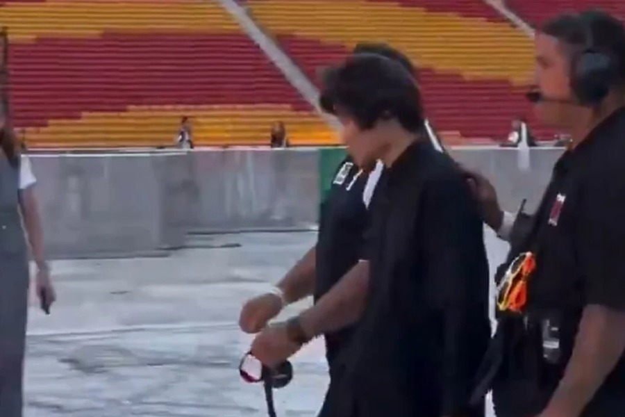 Έδιωξαν από συναυλία της Lady Gaga τον άνδρα που είχε ορμήσει πάνω στην Αριάνα Γκράντε