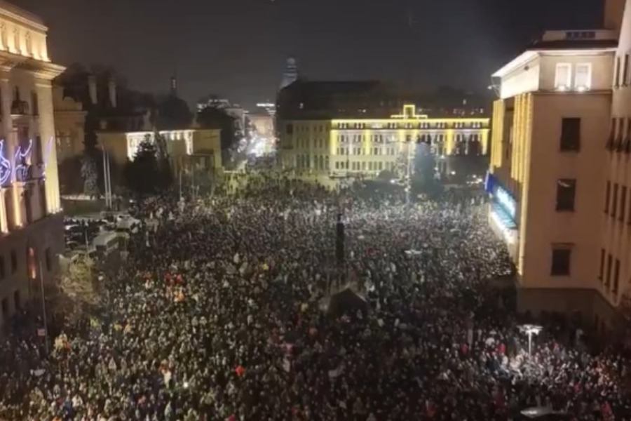 Βουλγαρία: Μαζικές διαδηλώσεις κατά της διαφθοράς – Απαίτηση για δίκαιες εκλογές