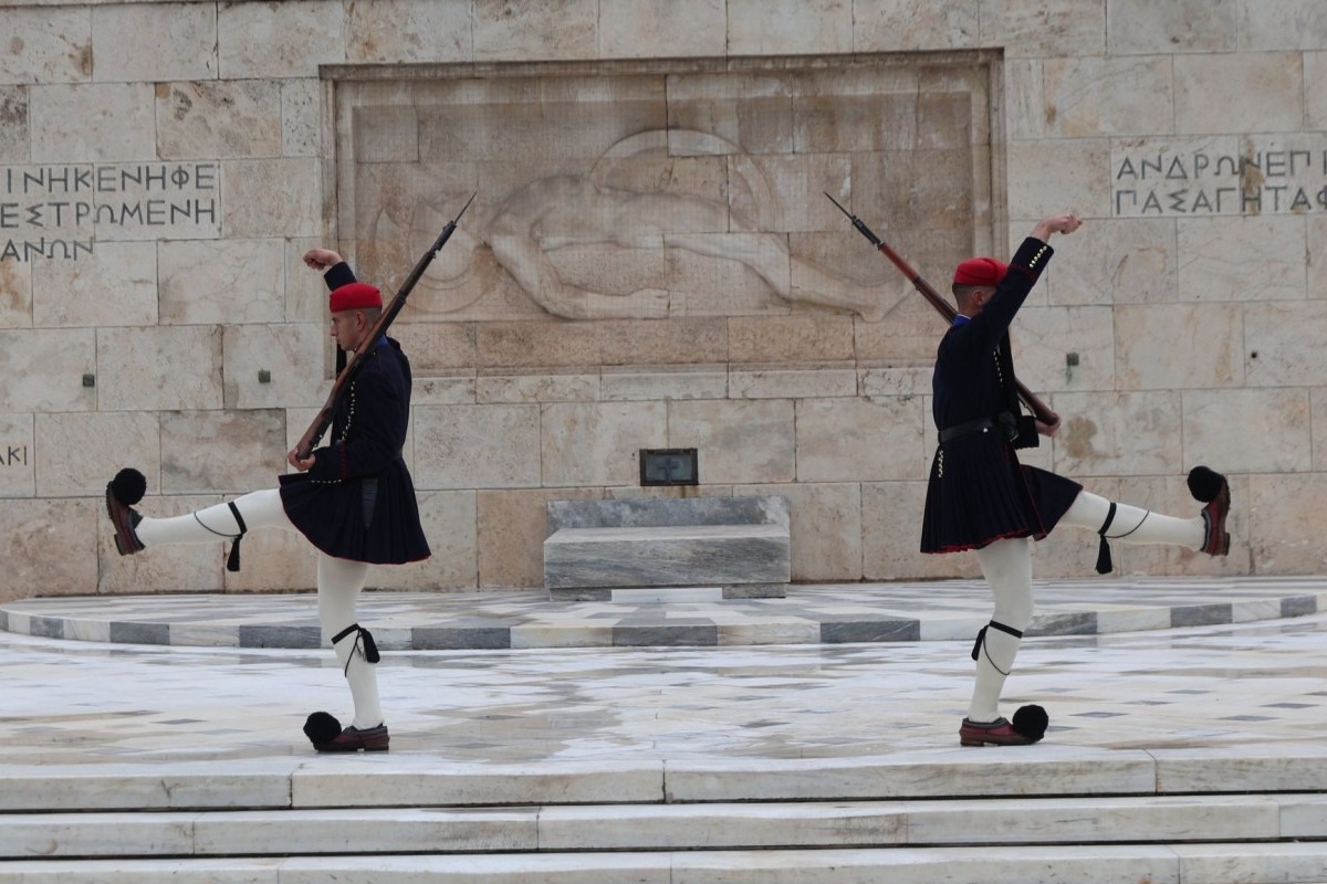 Αγνωστος Στρατιώτης: Τέλος από σήμερα οι καταλήψεις και οι συναθροίσεις ‑ Πρόστιμα έως και €40.000