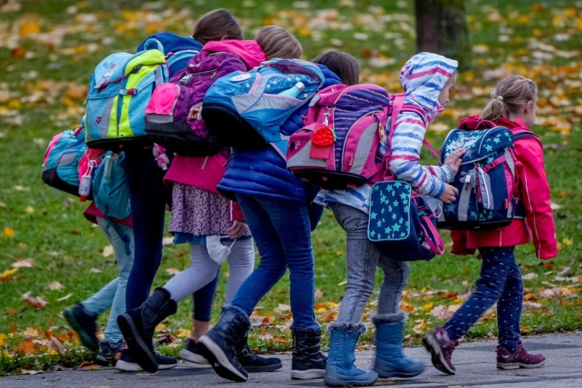 «Μαθήματα πολέμου» στα γερμανικά σχολεία ‑ Εντολή στους δασκάλους να προετοιμάσουν τα παιδιά