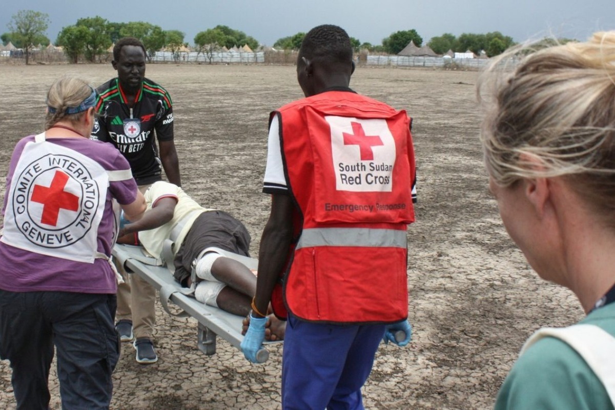 Σουδάν: Πέντε νεκροί σε επίθεση κατά ανθρωπιστικού κονβόι ‑ Σε πλήρες χάος η χώρα