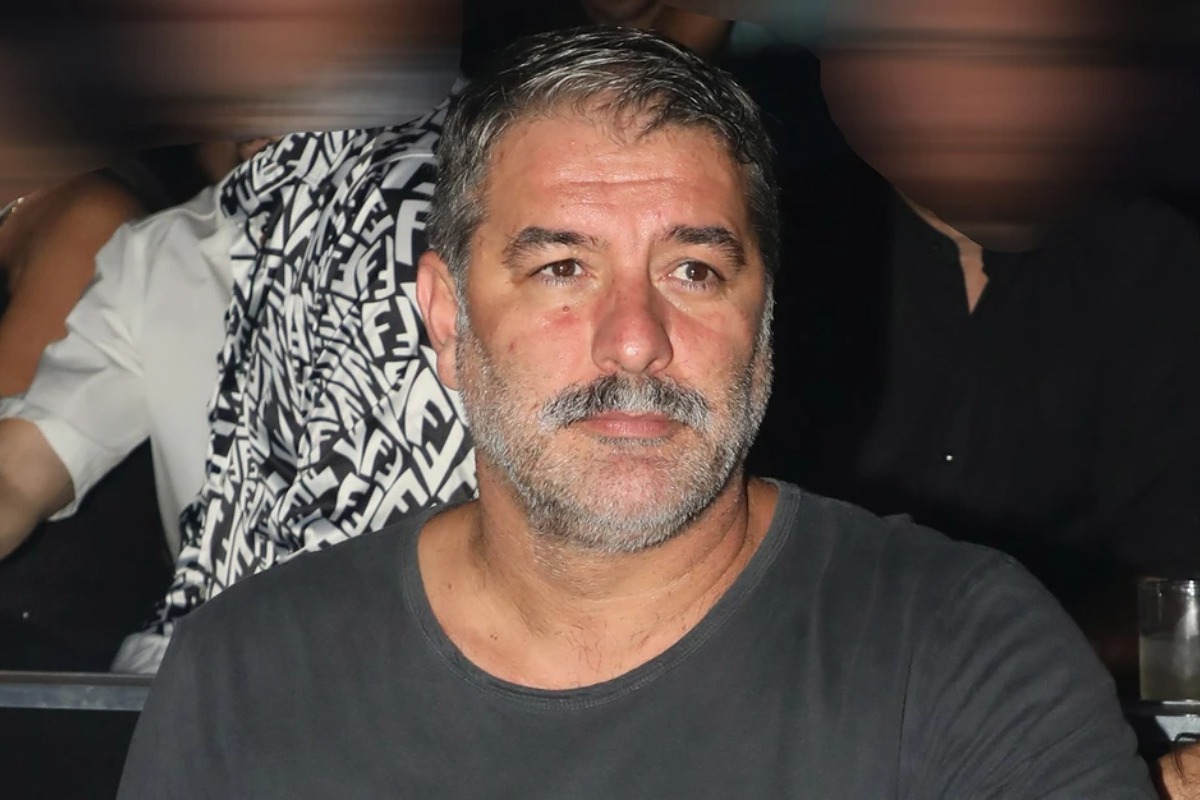 Μπισμπίκης: «Μου έφυγε το τιμόνι και προκάλεσα ζημιά σε παρκαρισμένα αυτοκίνητα»