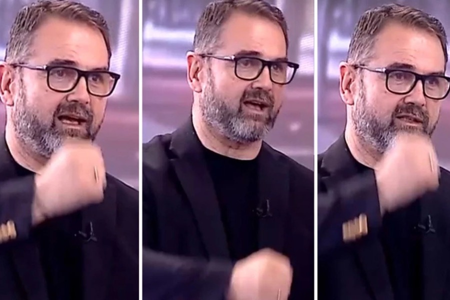 Ο Σταύρος Μπαλάσκας έκανε «αναπαράσταση» της μητροκτονίας στη Λάρισα – Μέτρησε 26 μαχαιριές στον αέρα