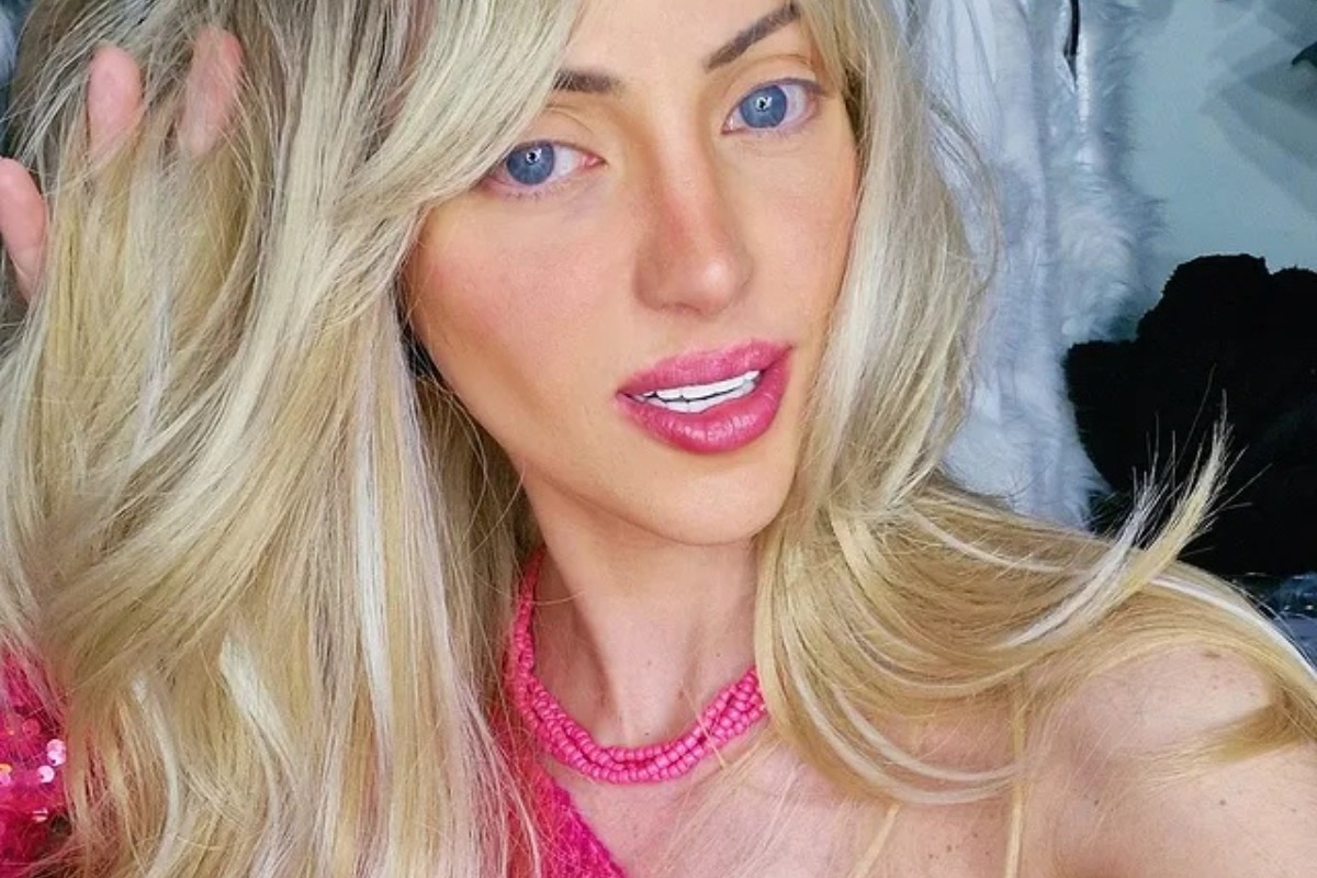 Ξανά στο προσκήνιο ο θάνατος της «Ανθρώπινης Barbie»: Η οικογένεια μιλά για δολοφονία μετά την ιατροδικαστική εξέταση