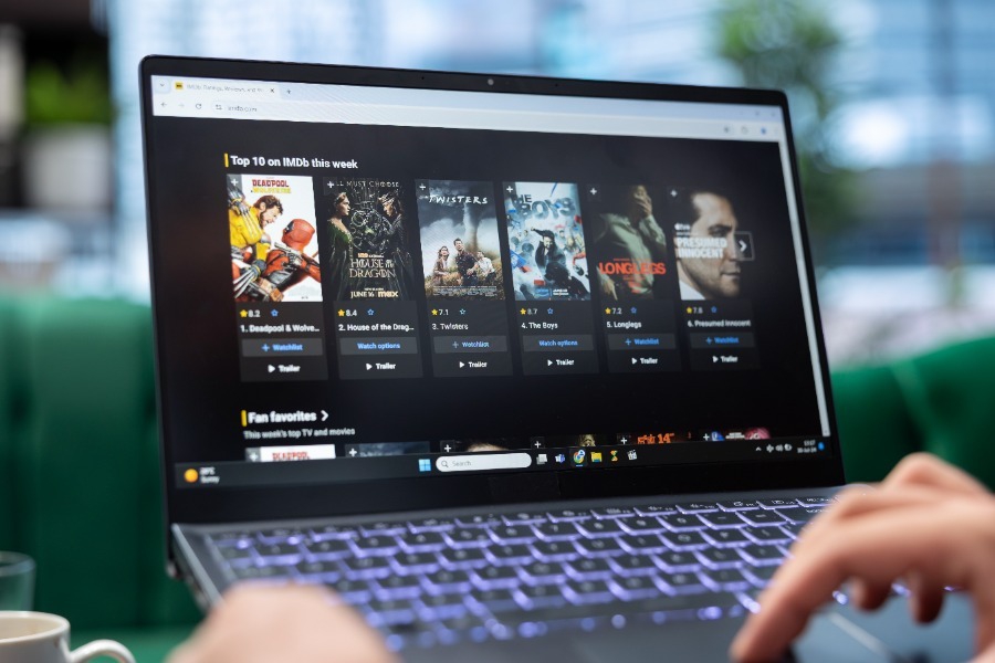 Netflix – Warner Bros: Φόβος νέων αυξήσεων για τους συνδρομητές μετά τη συμφωνία «μαμούθ»