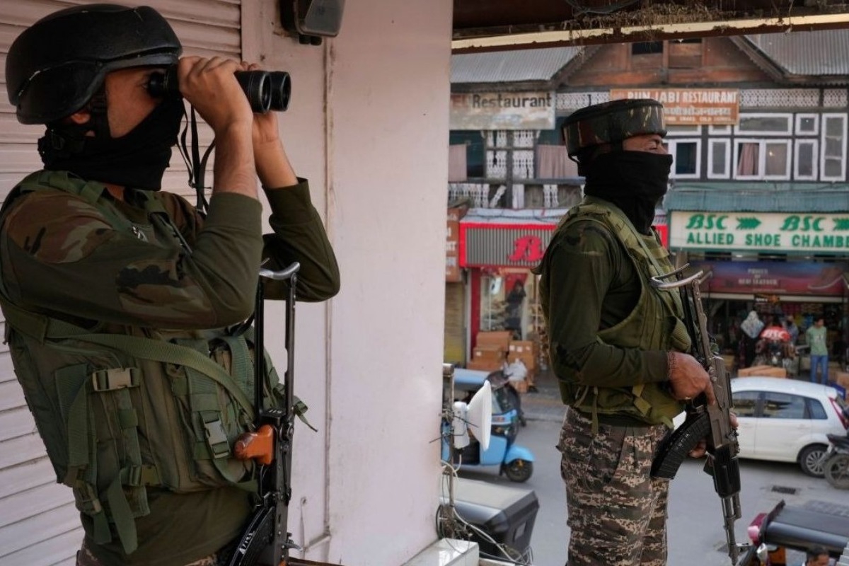 Ινδία‑Πακιστάν: Σε ισχύ η εκεχειρία ‑ Θα συνομιλήσουν οι αρχηγοί των στρατιωτικών επιχειρήσεων