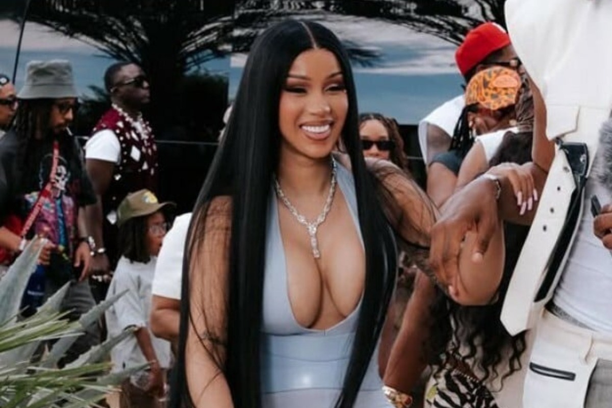 Cardi B: Γυρίσματα στη Μύκονο με μοντέλο του GNTM για το νέο της videoclip