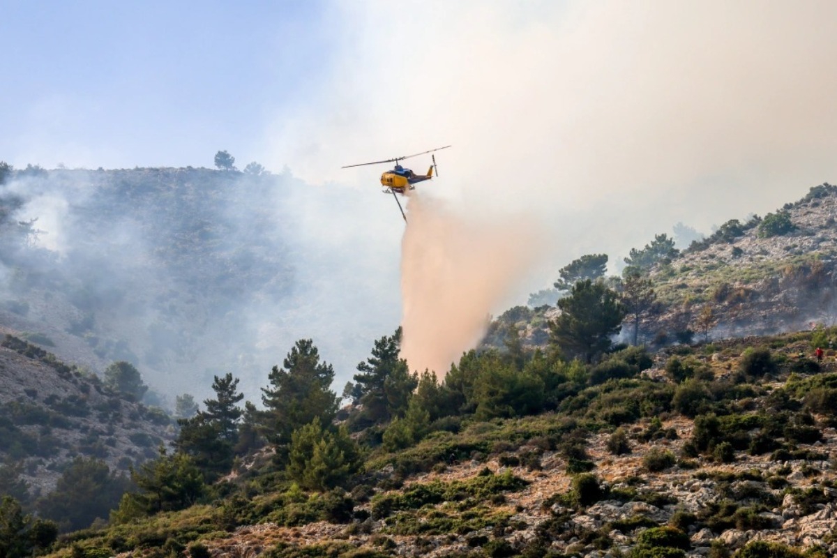 Oικιακή βοηθός συνελήφθη για εμπρησμό στη Χίο ‑ Πέταξε το τσιγάρο της και έπιασε φωτιά