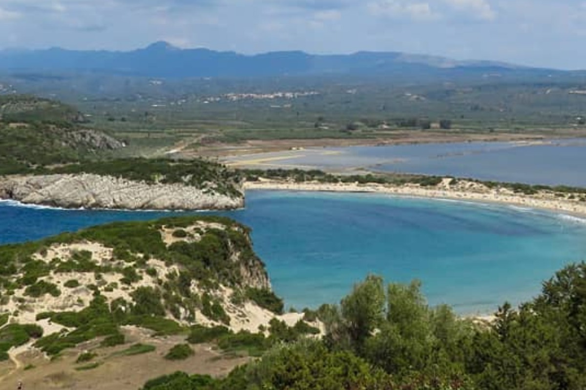 Το «Μαϊάμι» της Πελοποννήσου που κάνει τη Μύκονο να... ιδρώνει – Η Guardian το αποθεώνει, οι Έλληνες το ανακαλύπτουν τώρα!
