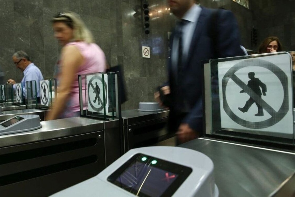 Τέλος τα χάρτινα εισιτήρια στα λεωφορεία ‑ Πώς θα μπαίνουν οι επιβάτες