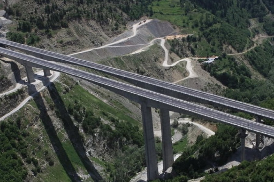 Εγνατία Οδός: Πιάνουν δουλειά από τη νέα χρονιά τα εργοτάξια για την ανάταξη του αυτοκινητόδρομου