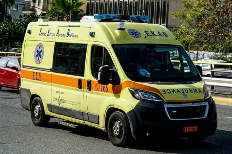 Τροχαίο στη Λάρισα με μία νεκρή και έναν τραυματία