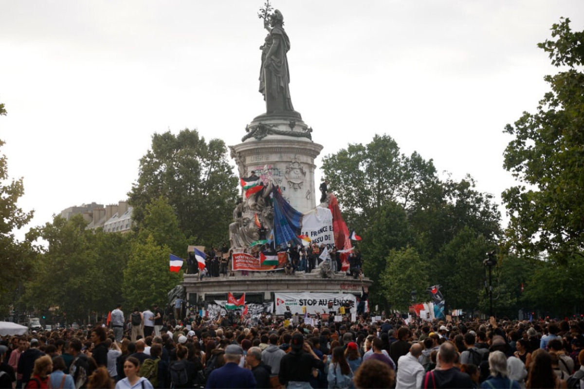 Η επόμενη μέρα της Γαλλίας μετά τη μεγάλη ανατροπή