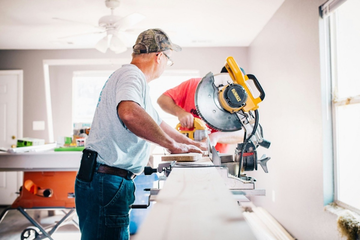 Ανακαίνιση κατοικίας: Ποιοι δικαιούνται επιδότηση έως 36.000 ευρώ – Οι προϋποθέσεις και τα «μυστικά»