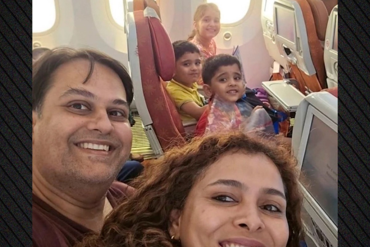 Η τραγική selfie οικογένειας μέσα από το αεροσκάφος που έπεσε στην Ινδία ‑ Τι οδήγησε στη συντριβή, όλα τα σενάρια