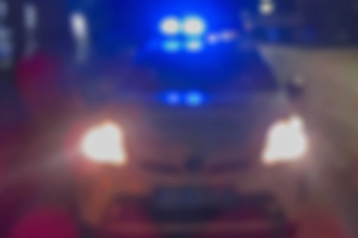 Επίθεση με μολότοφ σε αστυνομικούς έξω από τη Νομική