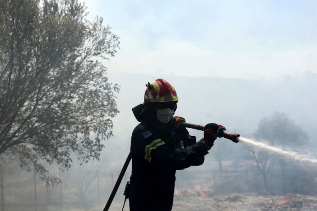 Φωτιά τώρα στη Θεσσαλονίκη