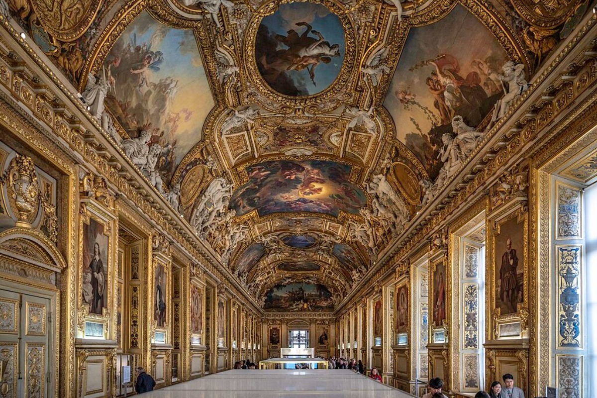 Λούβρο: Οι ληστείες που συγκλόνισαν το πιο διάσημο μουσείο του κόσμου