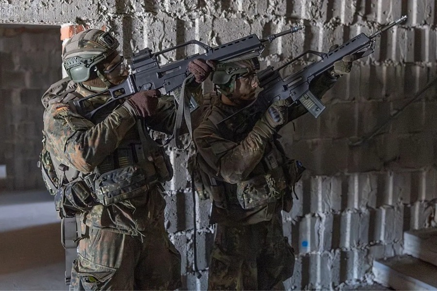 Γιατί οι Γερμανοί έστειλαν ελεύθερους σκοπευτές στο μετρό του Βερολίνου;