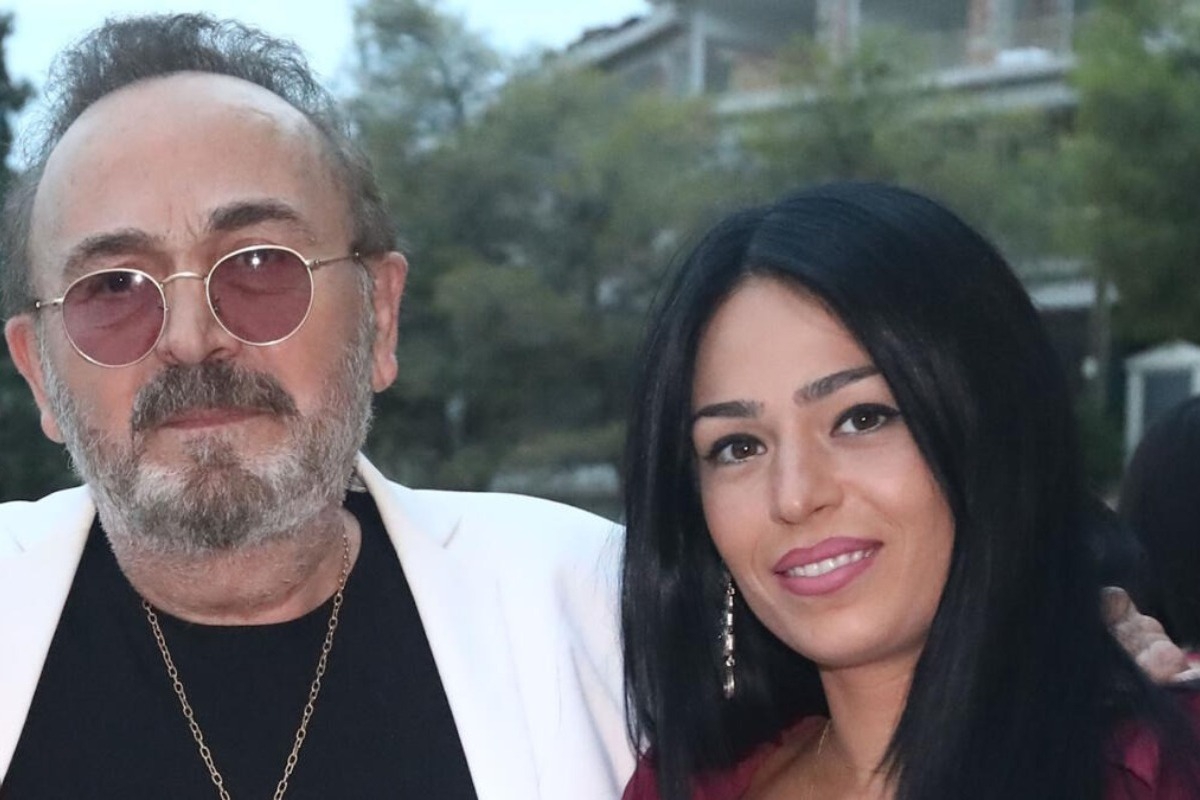 Στεφανία Γονίδη: «Όσοι αμφισβητούν τις υπερφυσικές δυνάμεις του πατέρα μου, αν θέλουν ας έρθουν μπροστά του»