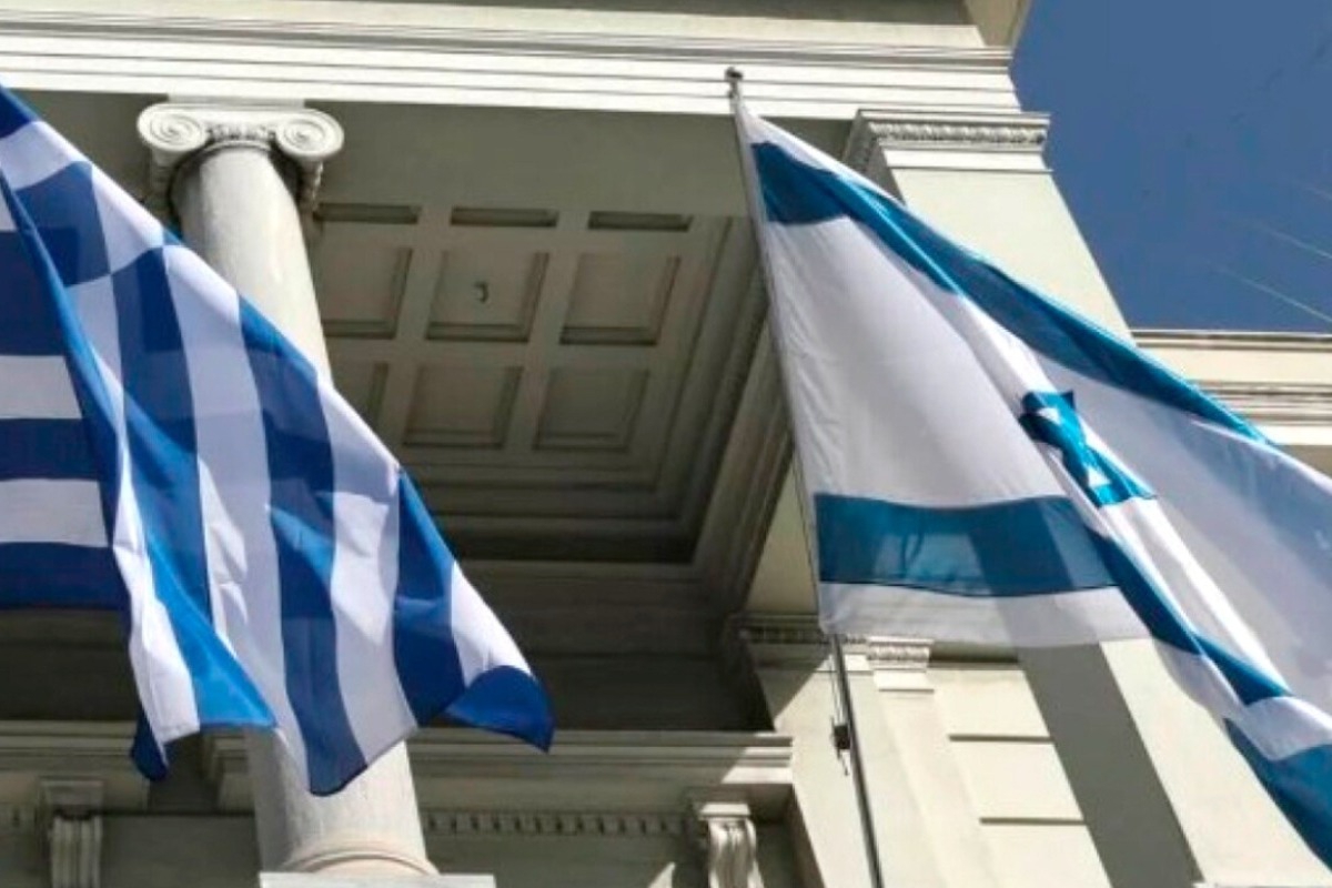 Η ανακοίνωση της ελληνικής πρεσβείας στο Τελ Αβίβ μετά την επίθεση στο Ιράν ‑ «Παραμείνετε σε ασφαλές μέρος»