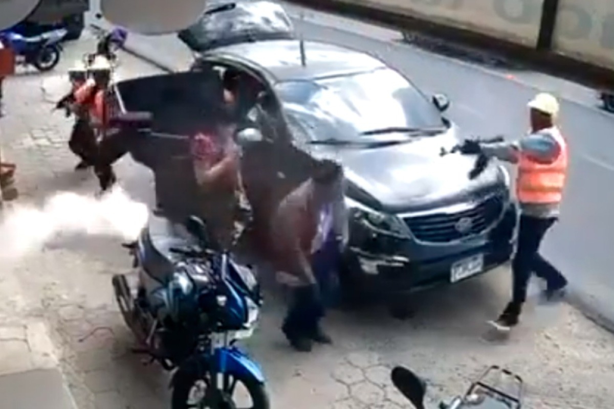 Αγρια δολοφονία στη μέση του δρόμου: Εκτελεστές ντυμένοι ως εργάτες σκότωσαν 52χρονο εργολάβο