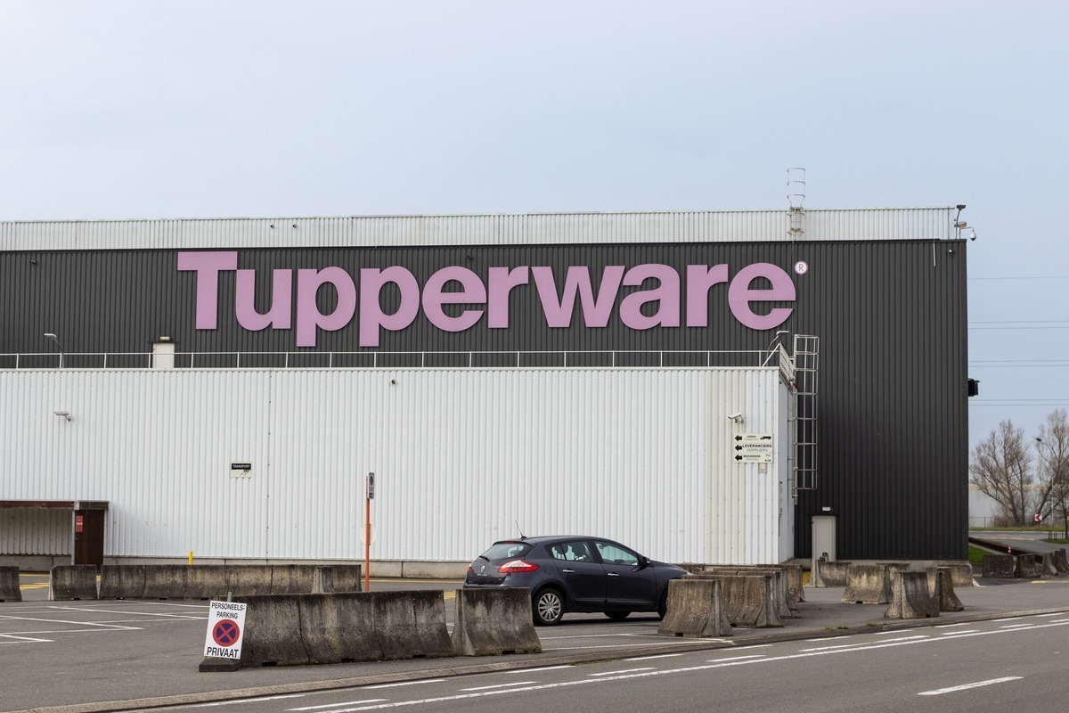 Tupperware: Ανατροπή με την πτώχευση της εταιρείας